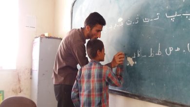 فاصله حسین با املاء